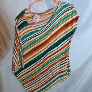 Women's cute swoosh top